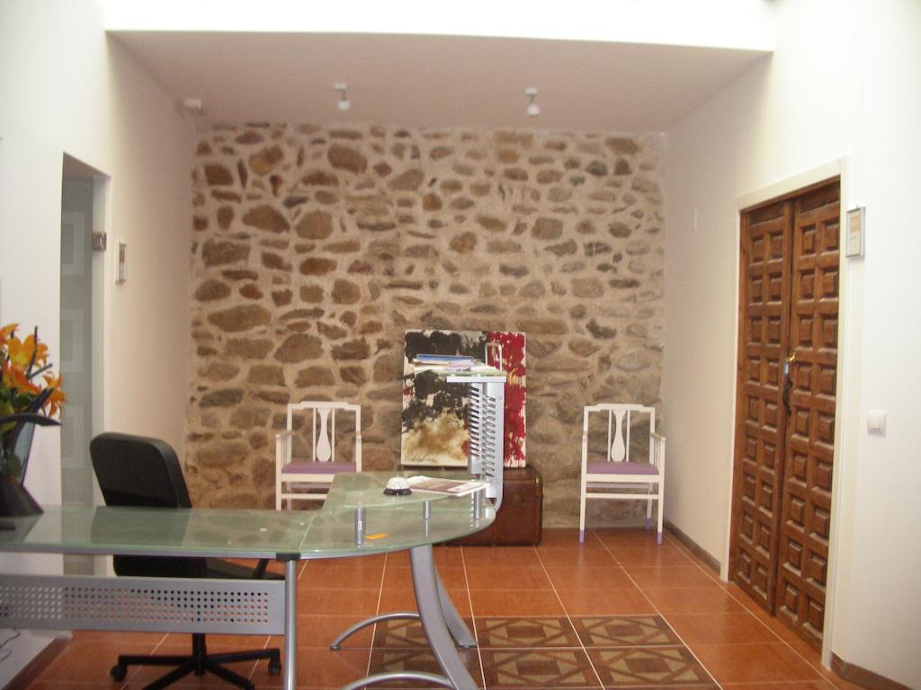 Hostel El Castillo Aninon Esterno foto